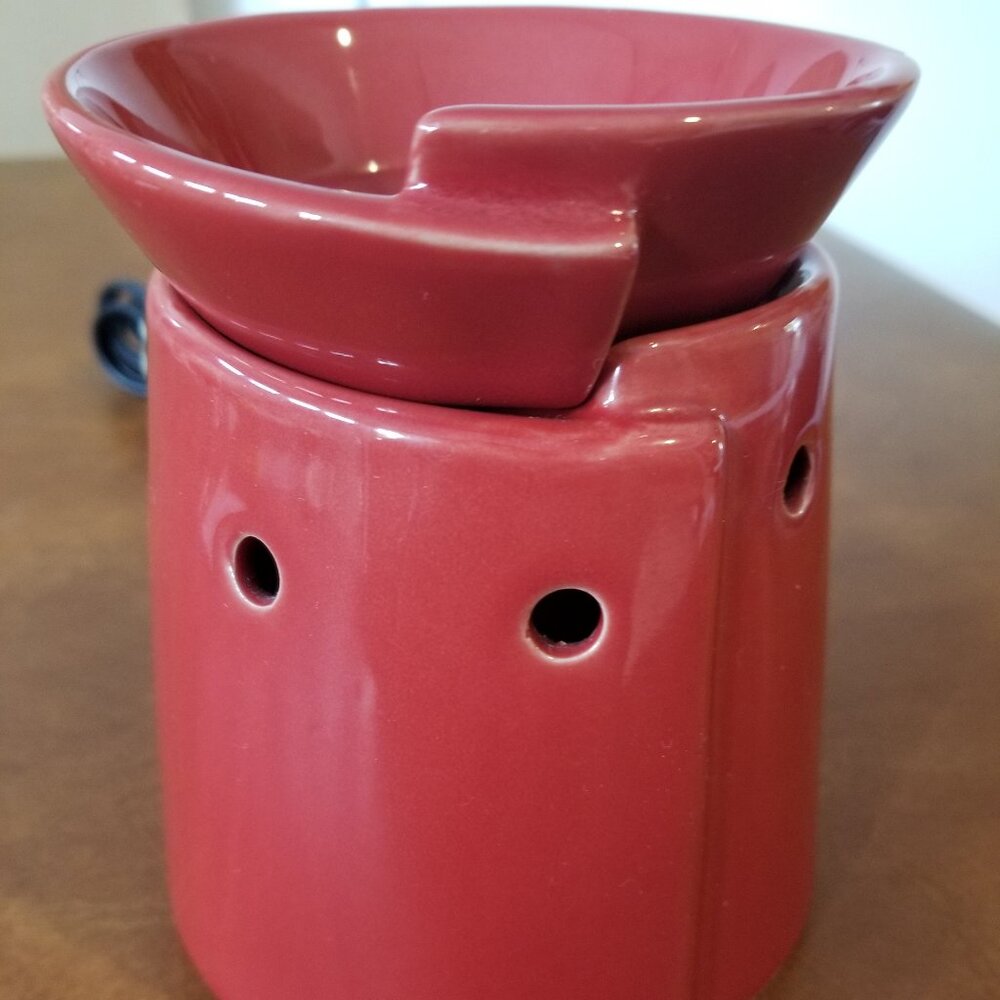 Scentsy Mid-Size Wax Warmer - Tribeca